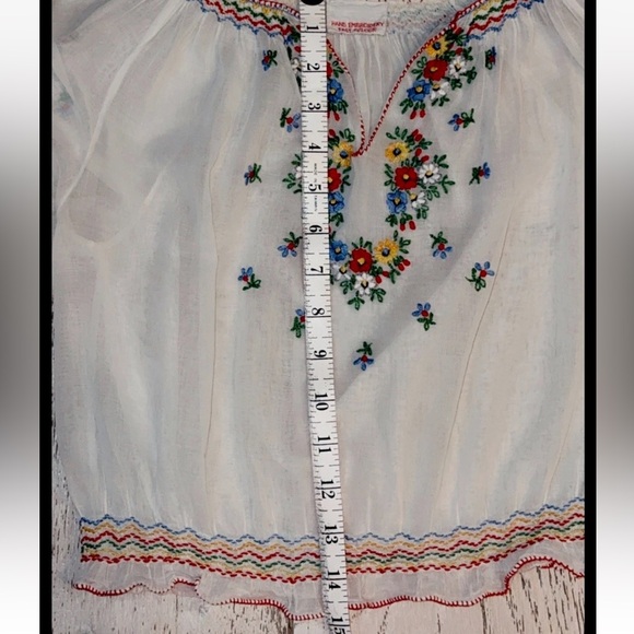 Vintage Hungarian Hand Embroidered Top | Penny Lane 1930’s boho flower child XS - Picture 8 of 16